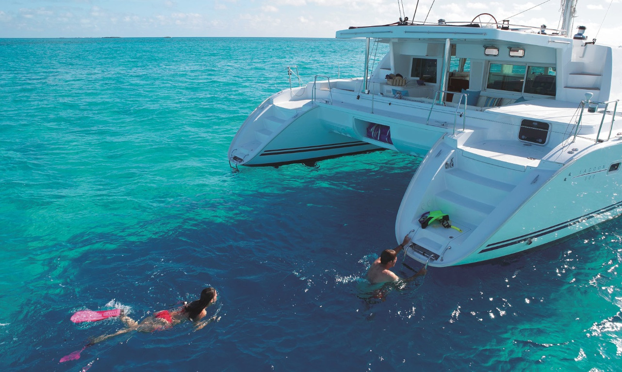 Sunset tour on a boat | Holiday in Australia